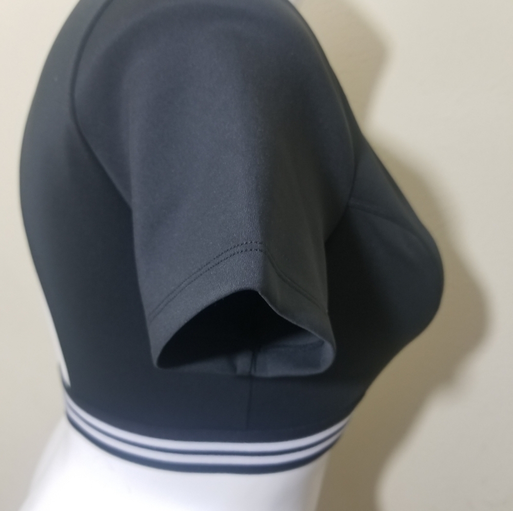 $98 Kendall & Kylie Zip Front Deep V-Neck Crop Top - Picture 2 of 8